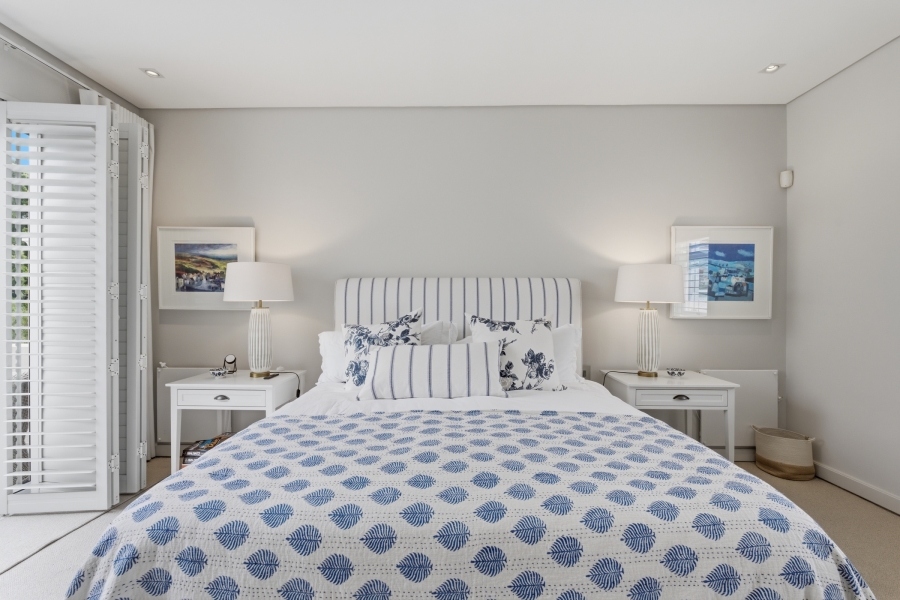 2 Bedroom Property for Sale in Green Point Western Cape